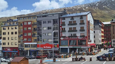 Travailler en Andorre : ce qui est réaliste selon votre profil